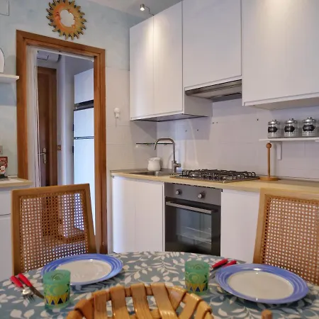 Apartamento Eolo - A Due Passi Dal Mare Con Posto Auto *